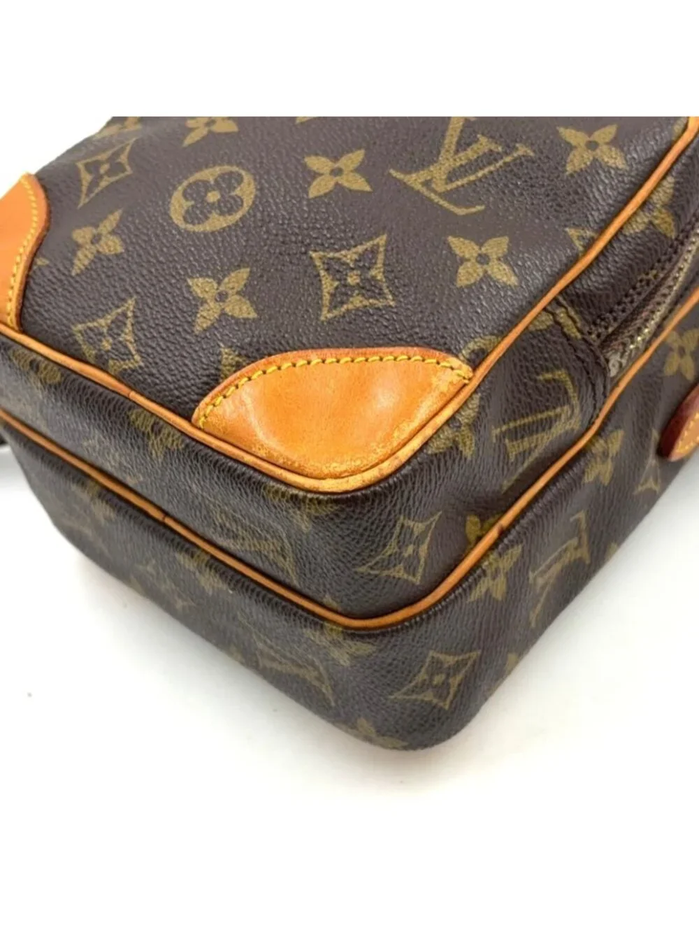 Louis Vuitton Amazon Monogram Leather Brown Light Shoulder Bag Gold